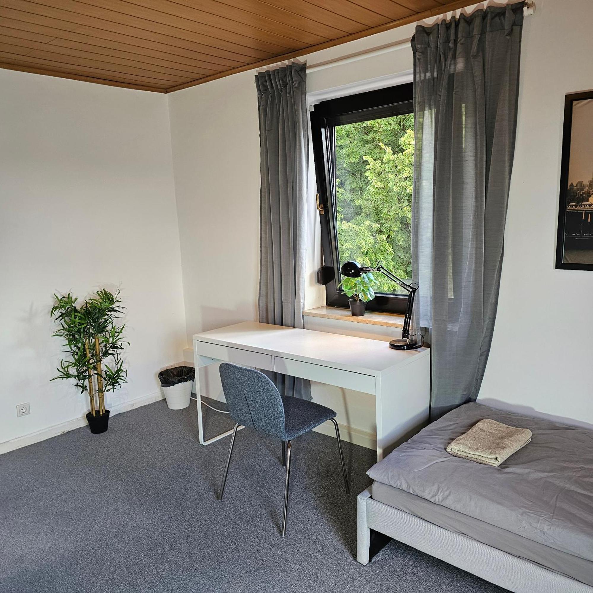 Monteurzimmer Karma Gelsenkirchen Luaran gambar